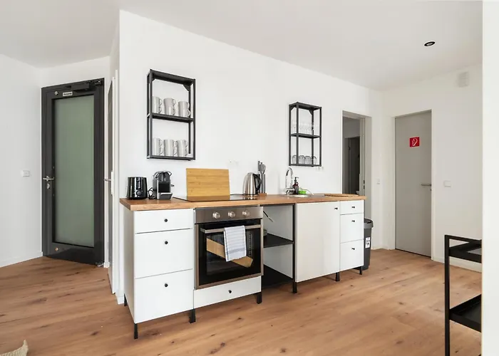 Bright & Spacious Apartment